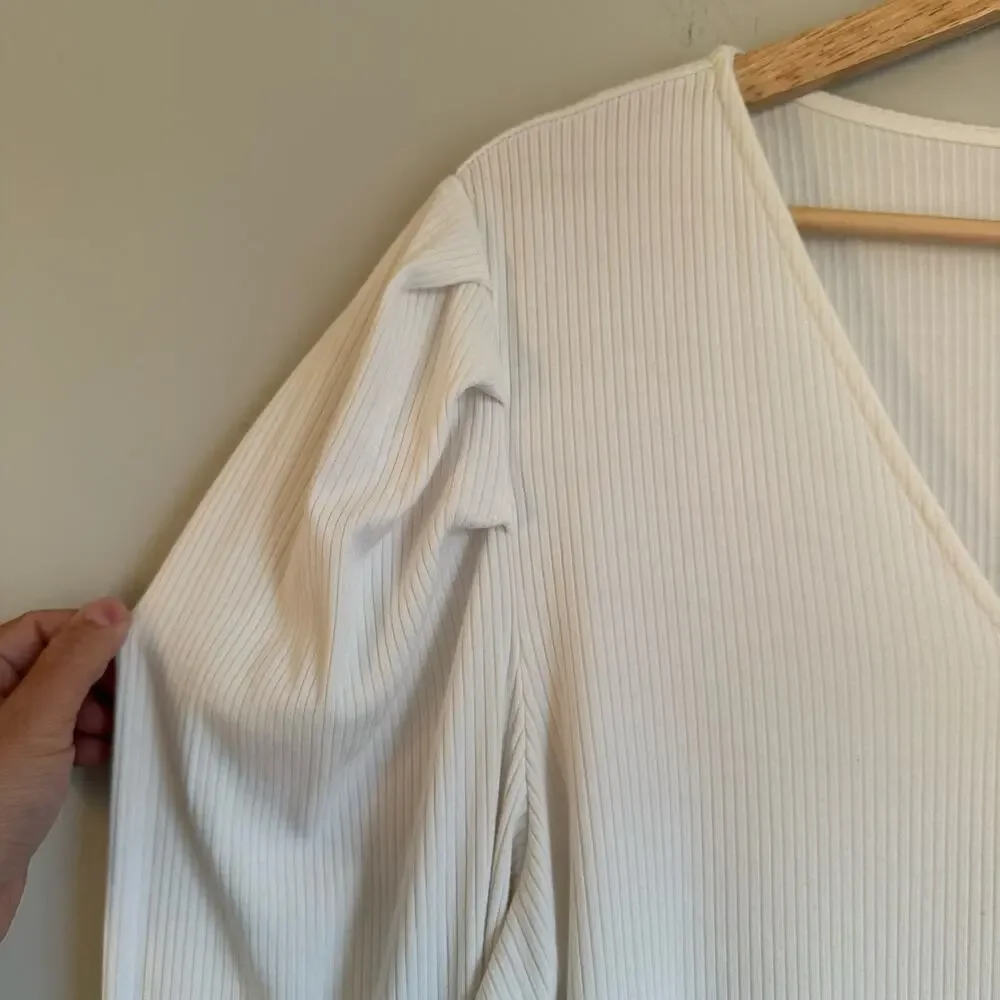 Ann Taylor Cream V-Neck Blouse - Picture 4 of 11